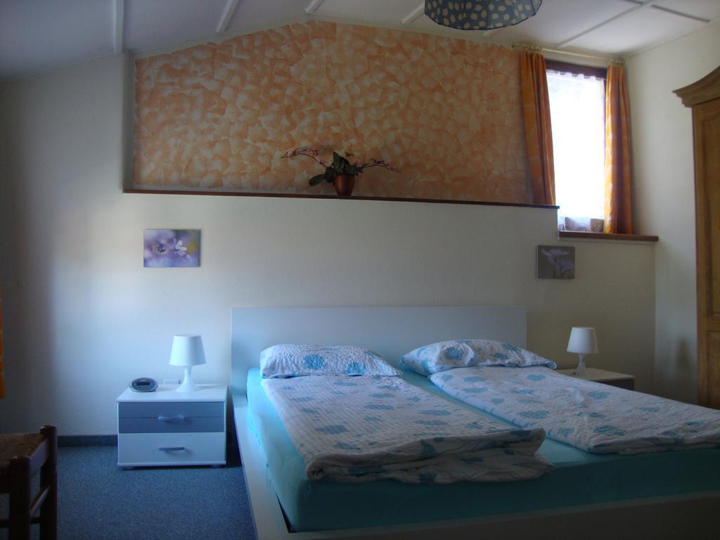 Grotto Bellavista Bed and Breakfast Sant'Abbondio Camera foto